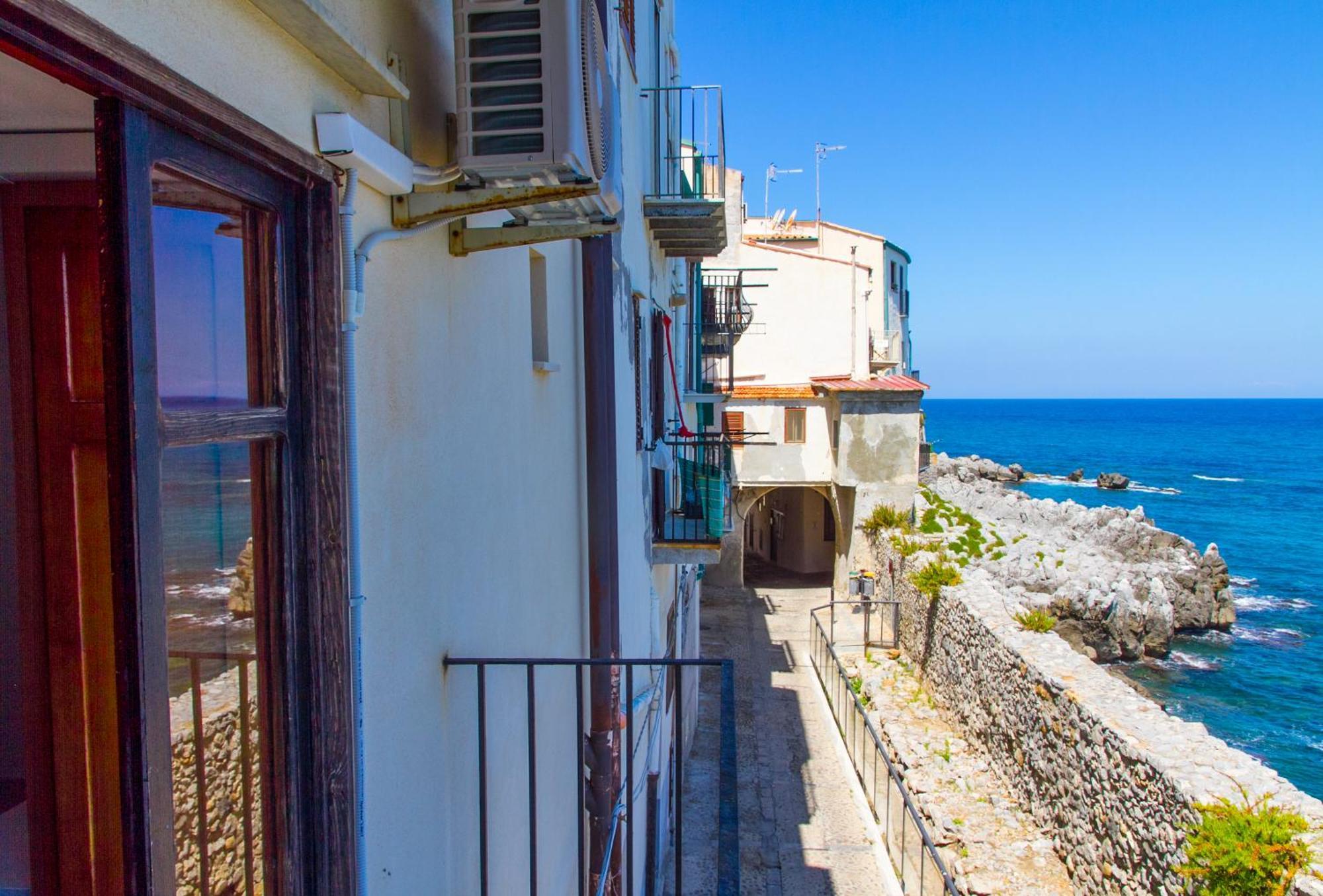 Ai Candelori Hotell Cefalù Exteriör bild
